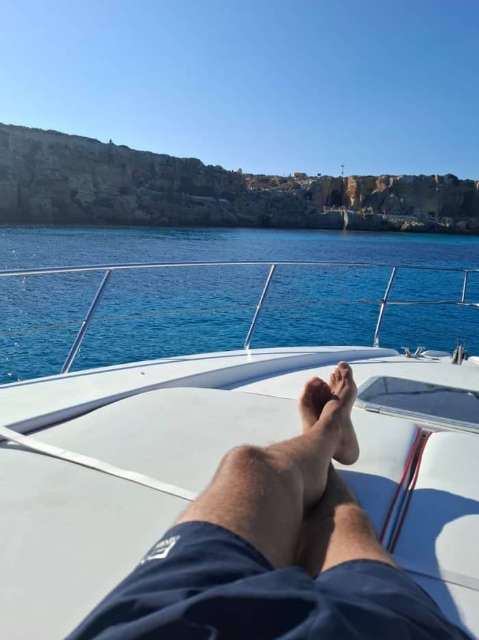Die Ägadischen Inseln mit dem Boot: Favignana und sein kristallklares Wasser von Trapani aus