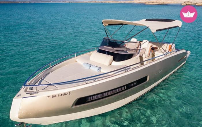 Let yourself be enchanted by a da in Formentera