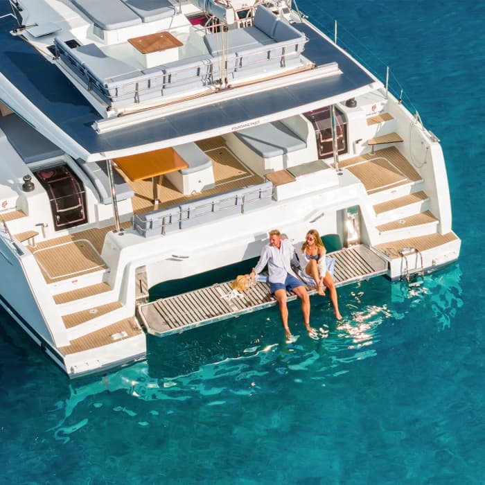 Catamaranvaart bij zonsondergang – Saint-Tropez