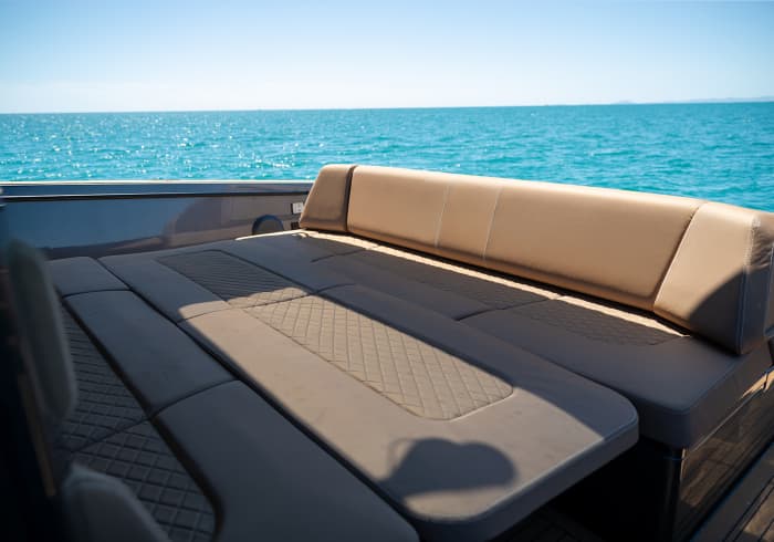 Tandem Tesoro 50 + Fjord 41 XL 23 personen. Alles inclusief: brandstof, schipper, route naar Formentera en Illetas met een vaste prijs en zonder zorgen.