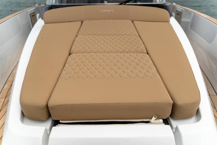 Tandem Tesoro 50 + Fjord 41 XL 23 personen. Alles inclusief: brandstof, schipper, route naar Formentera en Illetas met een vaste prijs en zonder zorgen.