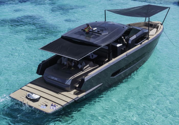 Tesoro 50 - 12 people All inclusive: fuel, skipper, route to Formentera Saona with a fixed price and no worries.