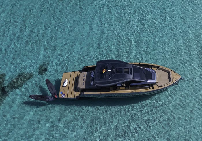 Tesoro 50 - 12 people All inclusive: fuel, skipper, route to Formentera Saona with a fixed price and no worries.