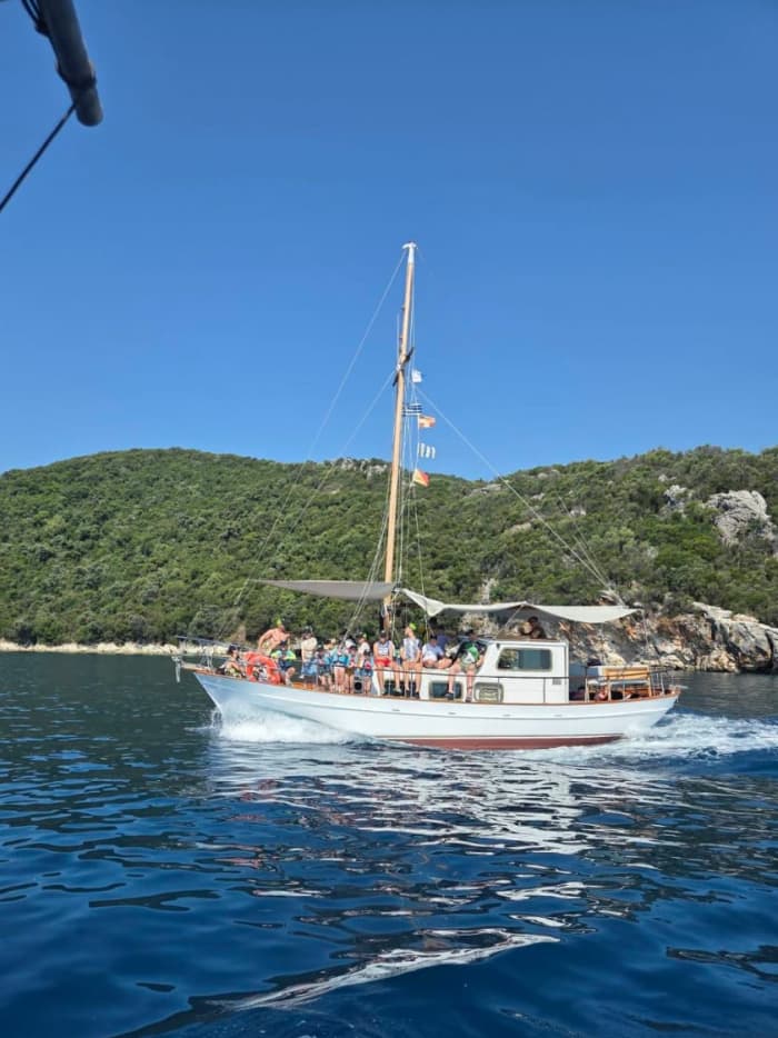 Scorpios, Meganisi & the Hidden Caves – Full Day from Nydri