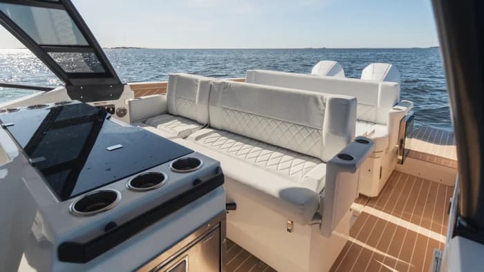 Half-day yacht cruise in Taormina or Aci Trezza aboard the Saxdor 320 GTS