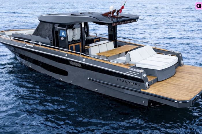 Sunset Tour — Four Hours at Sunset between Capri, Ischia, and Positano from Marina di Stabia