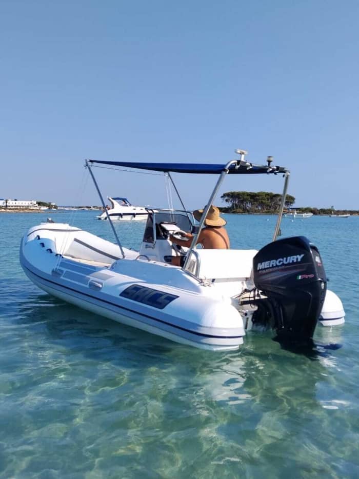 Submerged Madonna and Sweet Springs — 4-Hour Aperitif from Porto Cesareo
