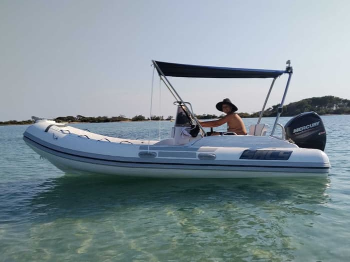 Submerged Madonna and Sweet Springs — 4-Hour Aperitif from Porto Cesareo