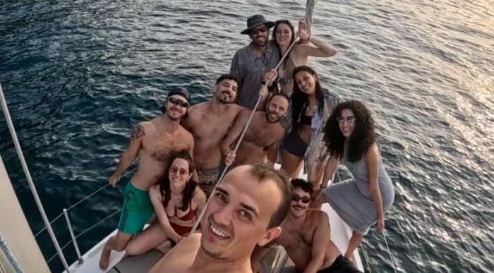 Sunset aperitif on a sailboat: exclusive sunset and music on the Costa Smeraldamonto