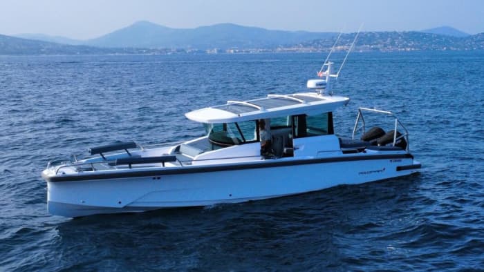 Private day trip in an Axopar 29XC Gulf of Saint-Tropez