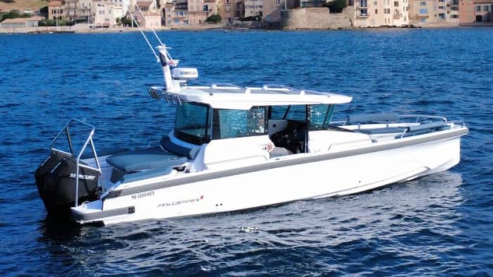 Private day trip in an Axopar 29XC Gulf of Saint-Tropez