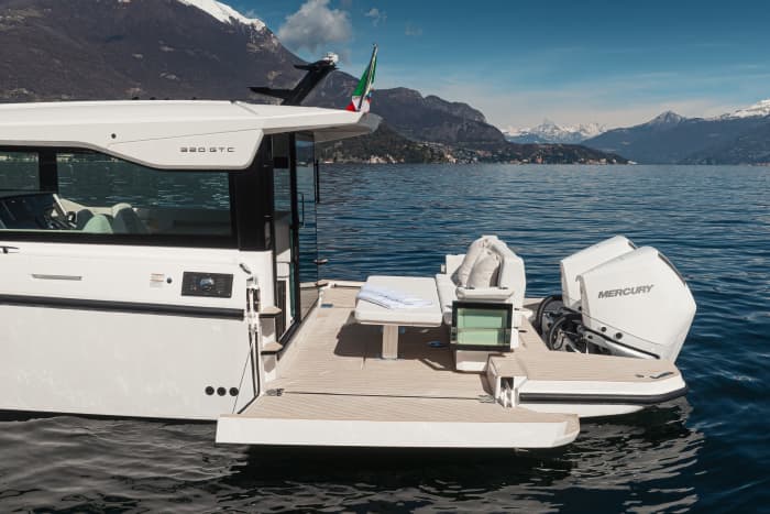 Bellagio from the Lake — Two Hours on the Saxdor 320 GTC Among the Villas and Headlands of the Lario