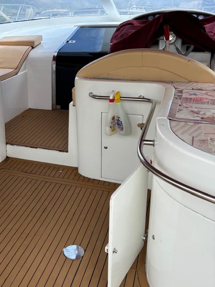 Die Pontinischen Inseln mit dem Boot: Ponza und Palmarola von Terracina aus