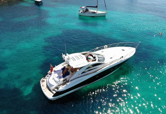 Explore Capri for a day