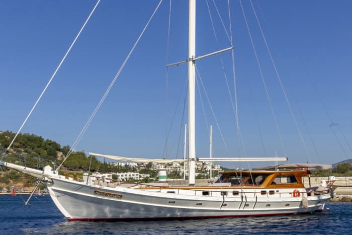 Private Bodrum Gulet Escape Aboard a Traditional Tirhandil