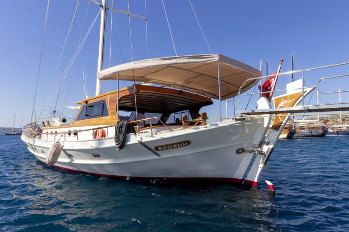 Private Bodrum Gulet Escape Aboard a Traditional Tirhandil