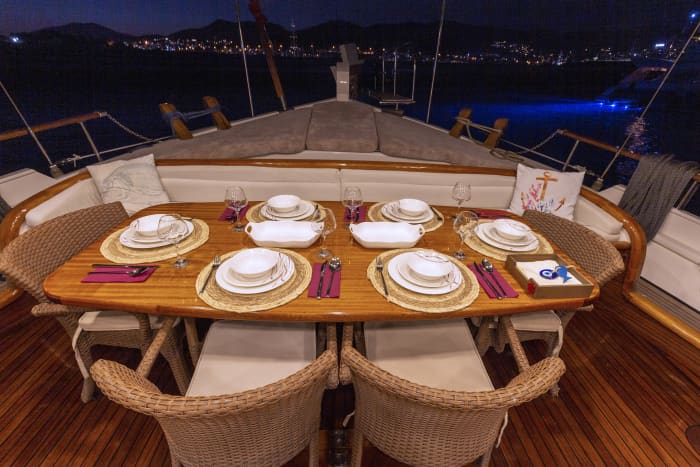 Private Bodrum Gulet Escape Aboard a Traditional Tirhandil