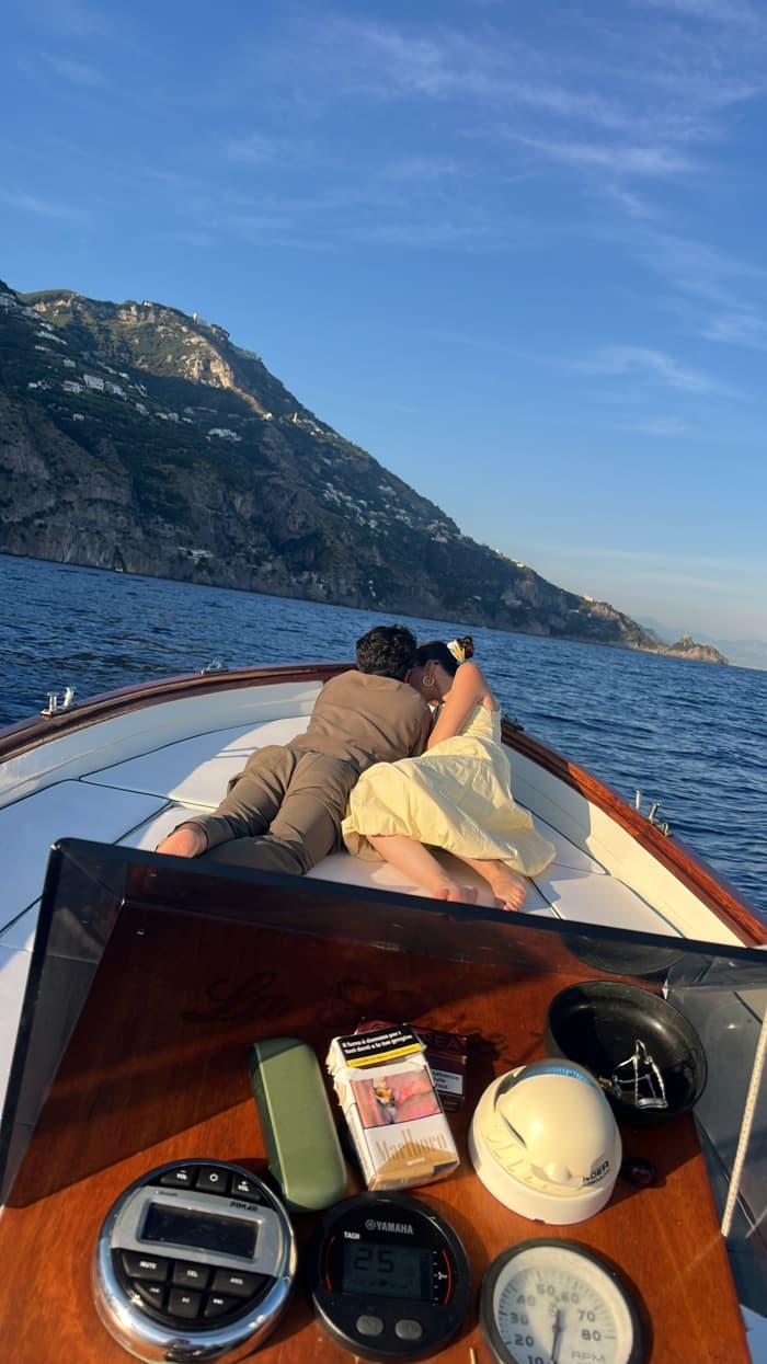 Half-day on the Amalfi Coast: coves and crystal-clear waters