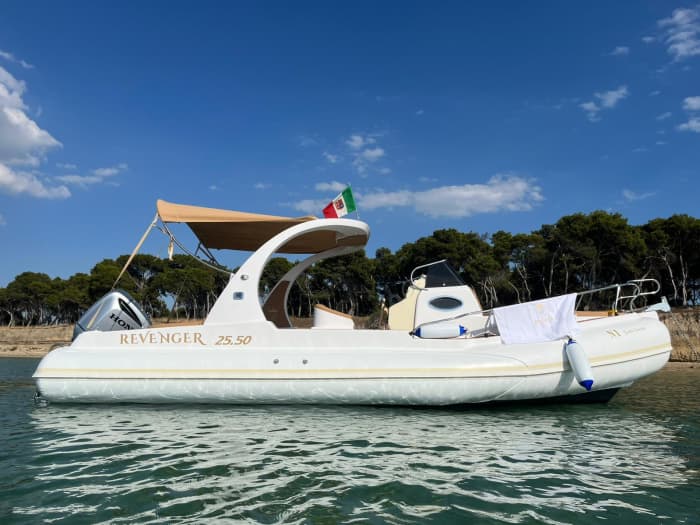 Half a Day in Taranto — Three Hours Between San Pietro Island and the Swing Bridge
