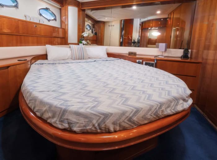 Princess V65 Tudo incluído: combustível, capitão, rota para Formentera Illetas com preço fixo e sem preocupações.