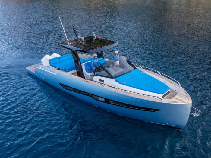 Half-day yacht tour in Taormina: Isola Bella and exclusive coves