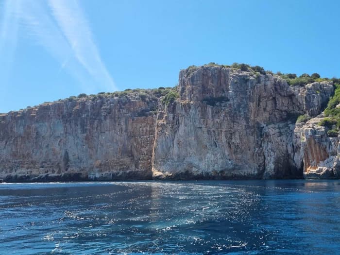 Alghero and Capo Caccia — Seven Hours Among Sardinia's Most Beautiful Coves