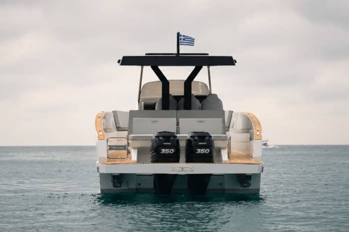 Tesoro T40 Private Day Cruise Paros, Antiparos & Despotiko