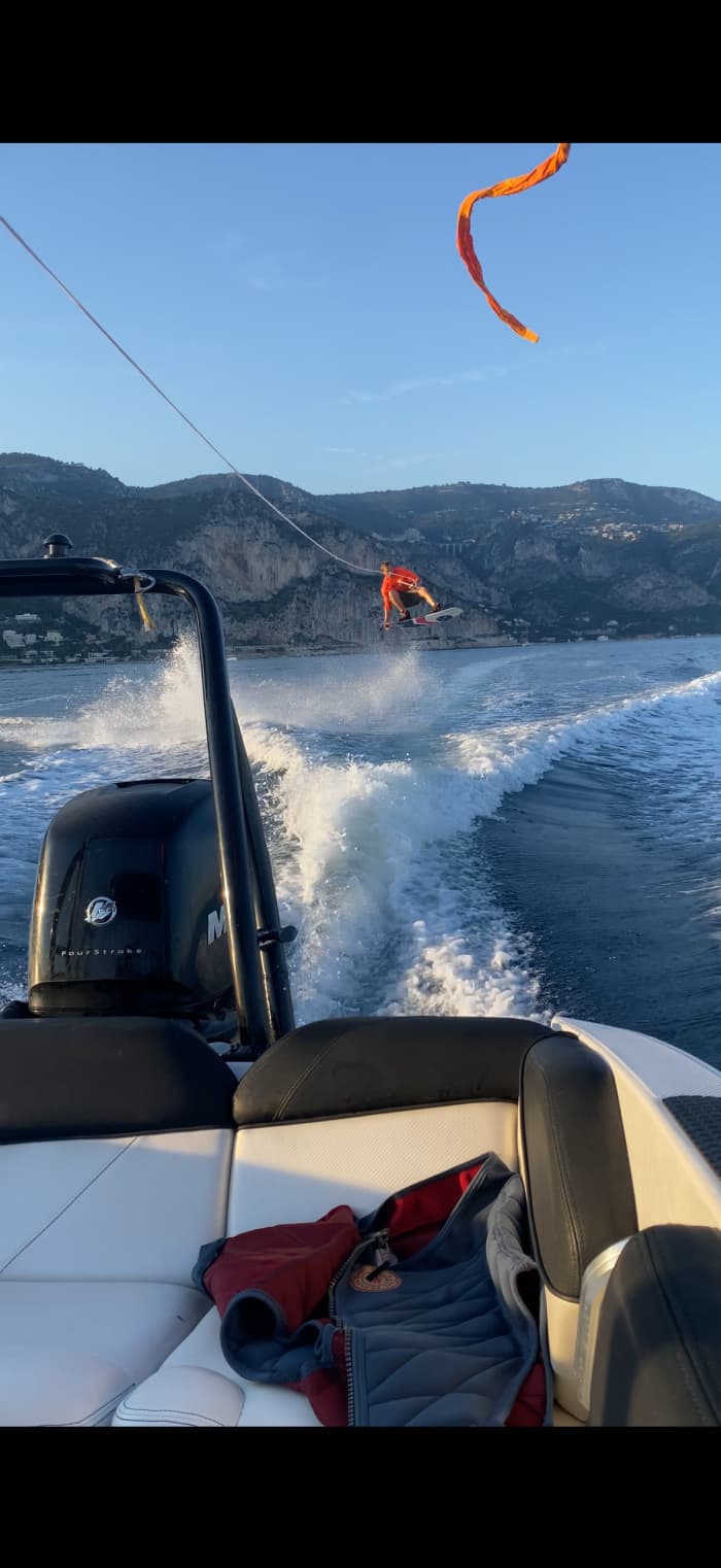 A short water skiing/wakeboarding session