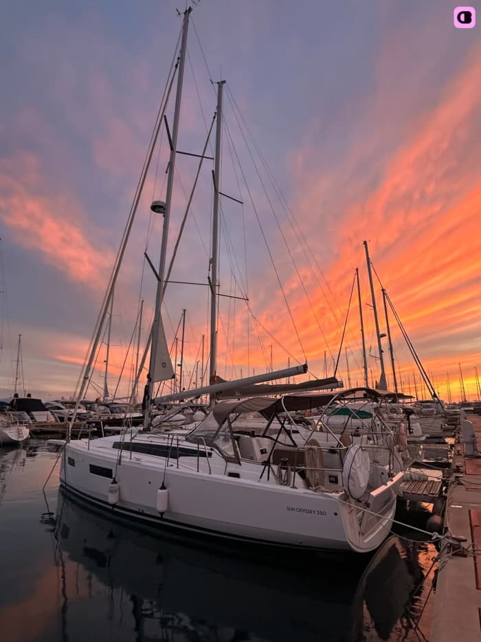 Discover Menorca's Secret Coves on a Full-Day Sailing Escape
