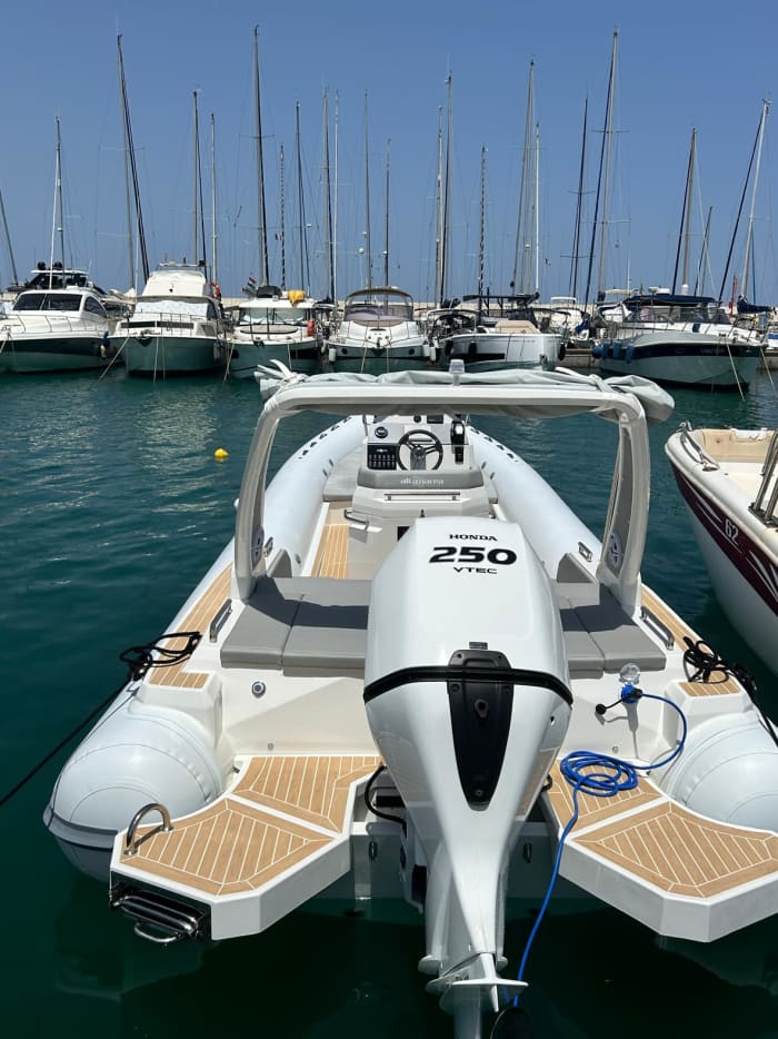 Sunset Tour by Dinghy from Castellammare del Golfo · Scopello Rocks