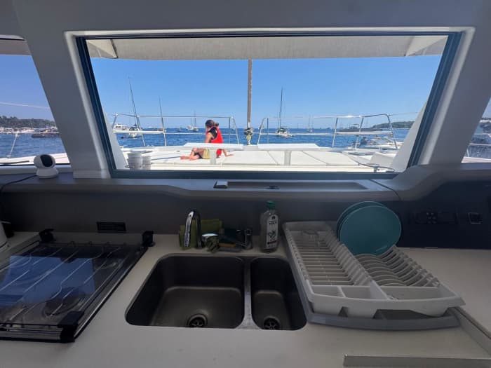 Une Journée Privative sur la Côte d'Azur a bord d'un Catamaran