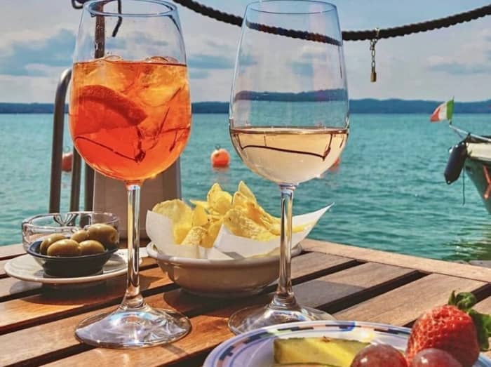 Half-Day Trip from Mergellina: Capri or the Amalfi Coast in a Few Hours