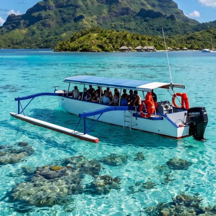 Snorkelen, barbecueën en andere activiteiten op een privé-motu in Bora Bora.
