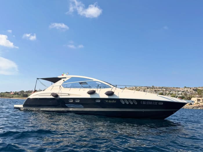 The Aeolian Islands tailor-made for you: a day from Porto Rosa, you choose the route
