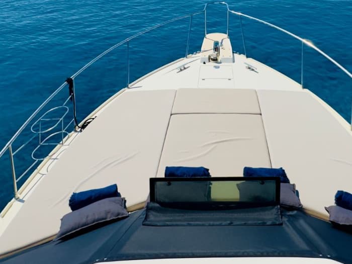 Full Day Private Cruise from Heraklion