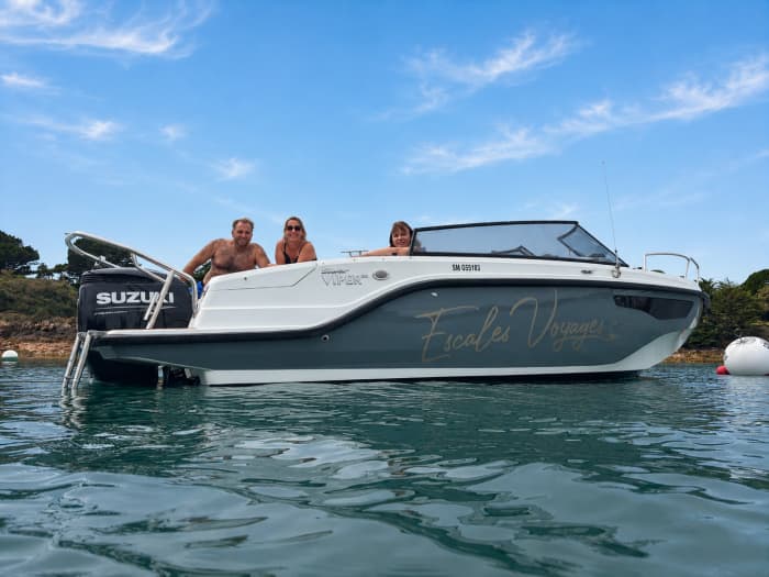 Explore the Emerald Coast aboard the Viper from Saint-Malo