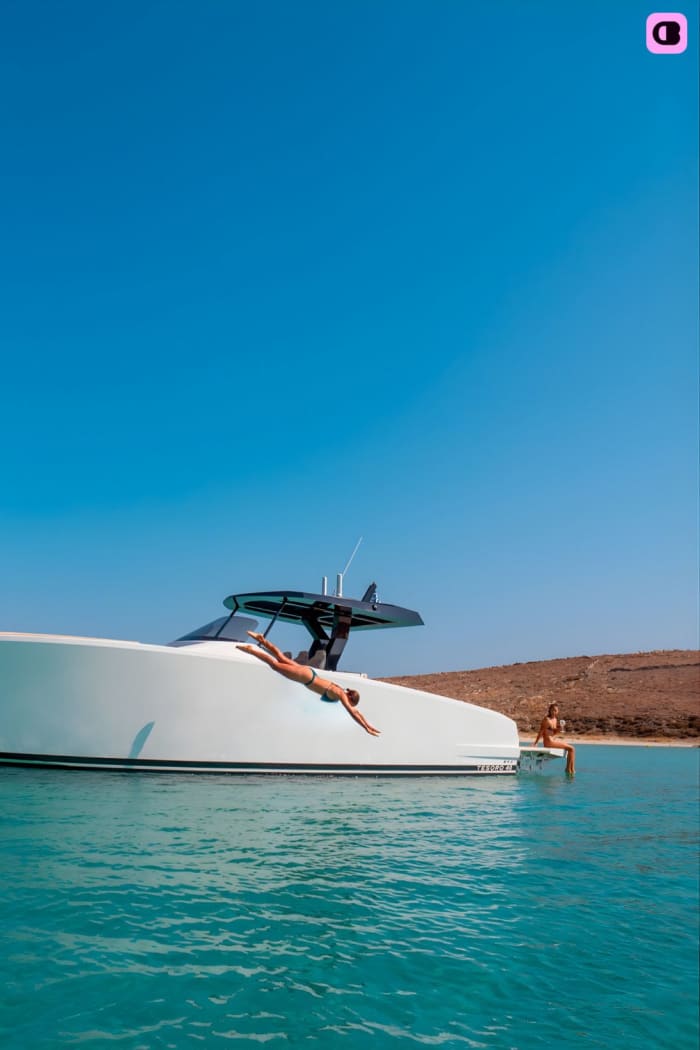 Antiparos, Panteronisi & Despotiko | Full-Day Private Yacht Experience