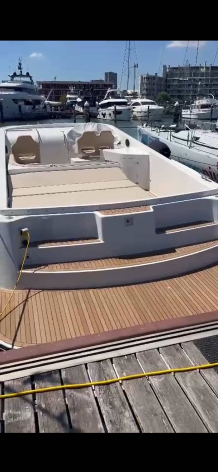 Half-Day Motorboat Trip from Rimini · Swimming Stops along the Coast
