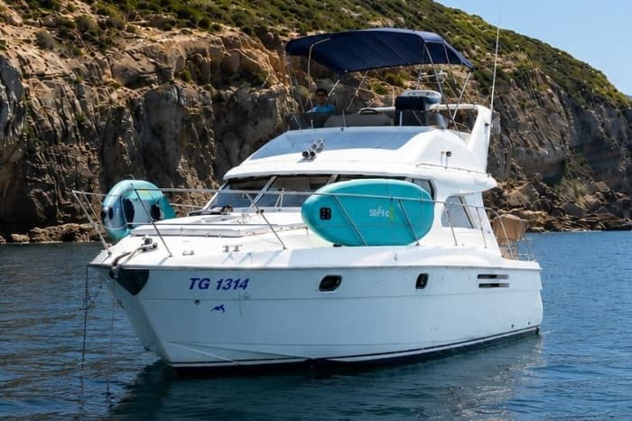 Between Hidden Coves and Turquoise Waters: Manga, Fartas & Kannasira