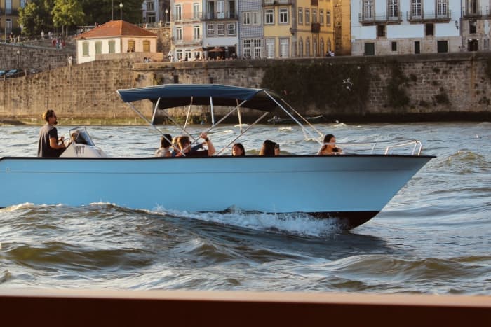 Dwugodzinny rejs po rzece Duero z Porto · Degustacja wina w małej grupie