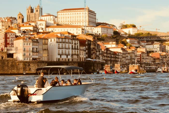 Dwugodzinny rejs po rzece Duero z Porto · Degustacja wina w małej grupie