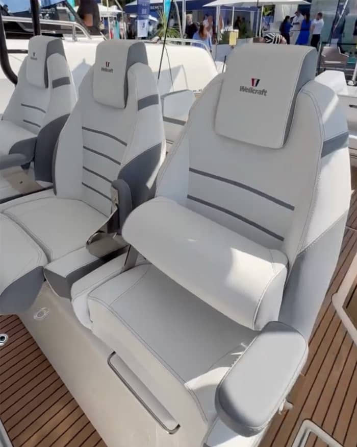 Islands in the Gulf of Naples, full speed ahead with the Wellcraft 38 T-Top