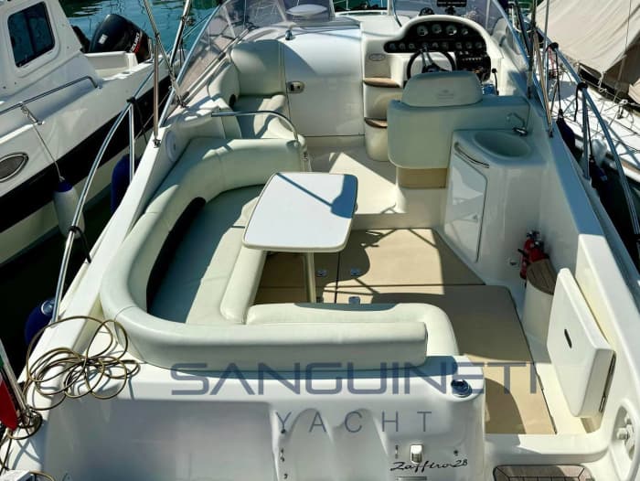 Day Trip by Motorboat from La Maddalena · La Maddalena Archipelago and Porto Cervo