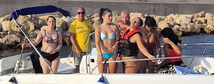 Motorboot-Tagesausflug ab Brindisi · Rote Krabbe, Insel Risorgimento und Punta Penne (L3)
