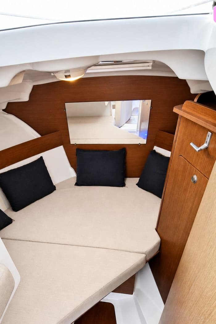 Journée complète  Beneteau Antares 780