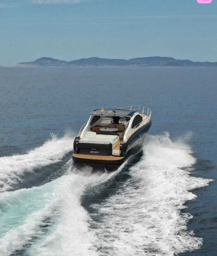 A day among coves, sea and the essence of the Costa Brava