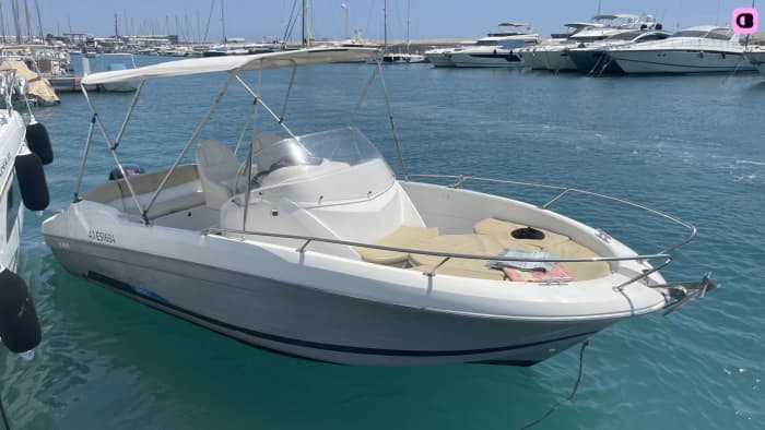 Dia no mar na Riviera Francesa: Passeio de barco com capitão