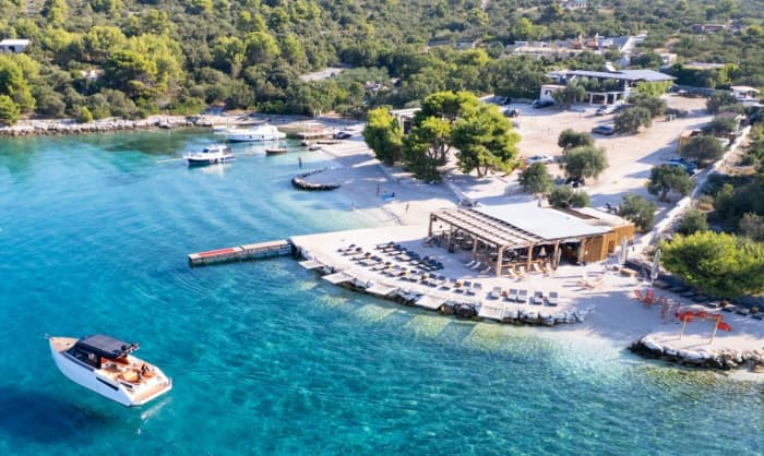XP38 Adriatic Escape — Blue Lagoon & Island Discovery