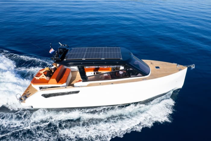 XP38 Adriatic Escape — Blue Lagoon & Island Discovery