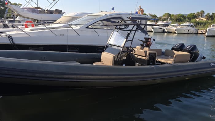 Una excursión única de un día por las Islas de Oro desde Port du Gapeau, Hyères.